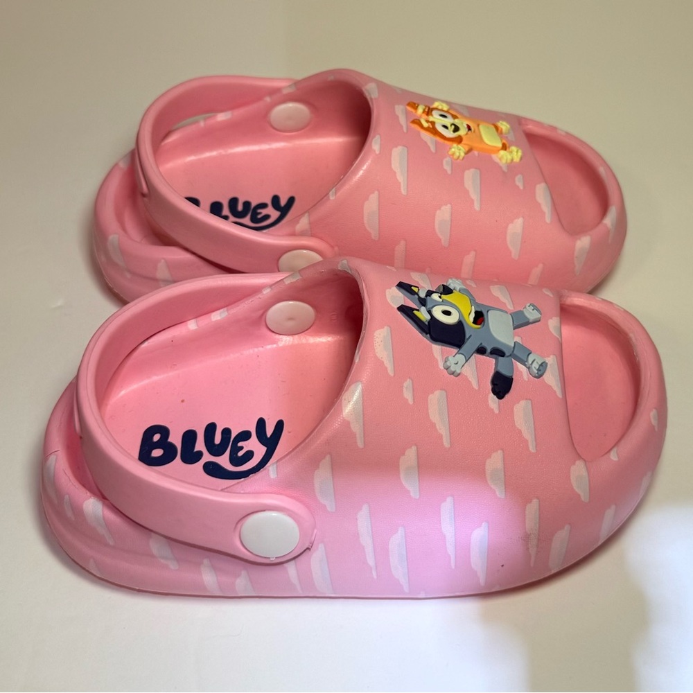 Bluey Kids Pink Clogs